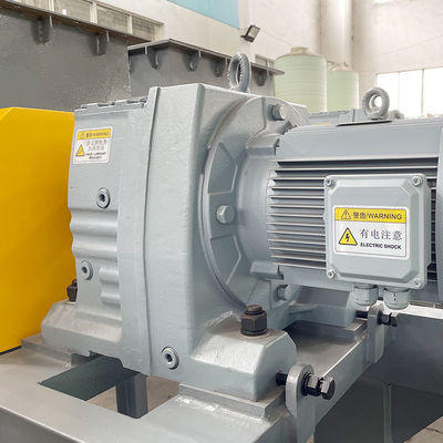 Máquina automática de deshidratación de residuos alimentarios de acero inoxidable 304 con motor de protección contra sobrecarga y voltaje de 220V/380V