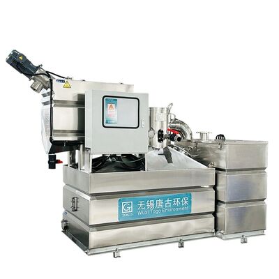 Dispositivo de separación aceite-agua estable y duradero para el tratamiento de aguas residuales oleosas