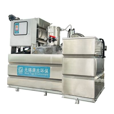 Dispositivo de separación aceite-agua estable y duradero para el tratamiento de aguas residuales oleosas