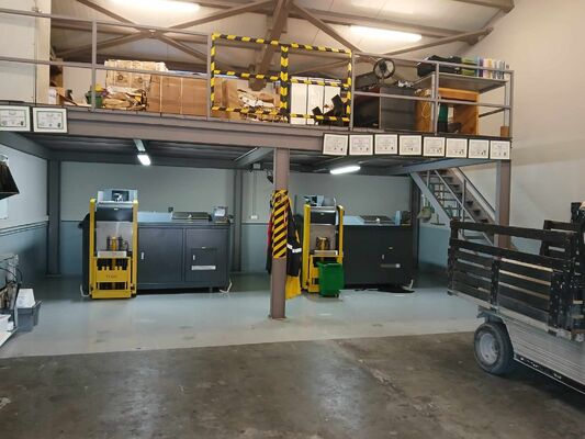 TOGO TG-CC-200S Dispositor de residuos alimentarios de 200 kg/día con funcionamiento inodoro y máquina de compostaje de residuos de cocina controlada por PLC